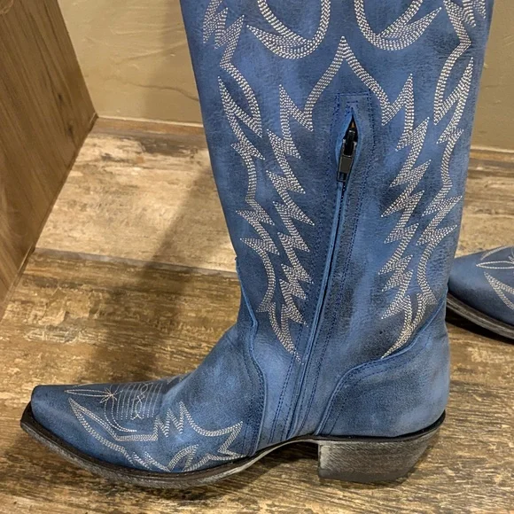 Old Gringo Blue Heeled Boots - Picture 4 of 5